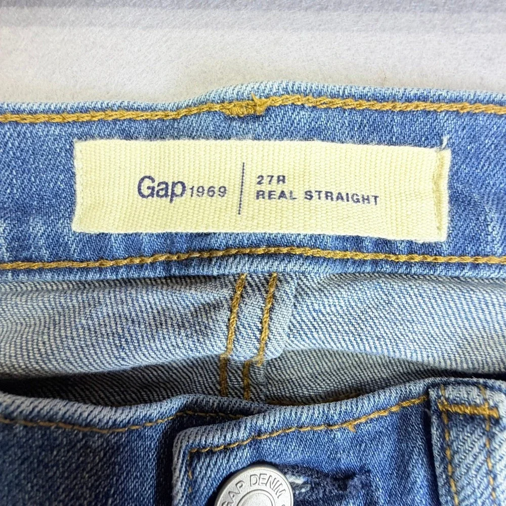 Gap Real Straight Jeans Women 27R Blue Light Wash Stretch Denim 1969 Mid Rise